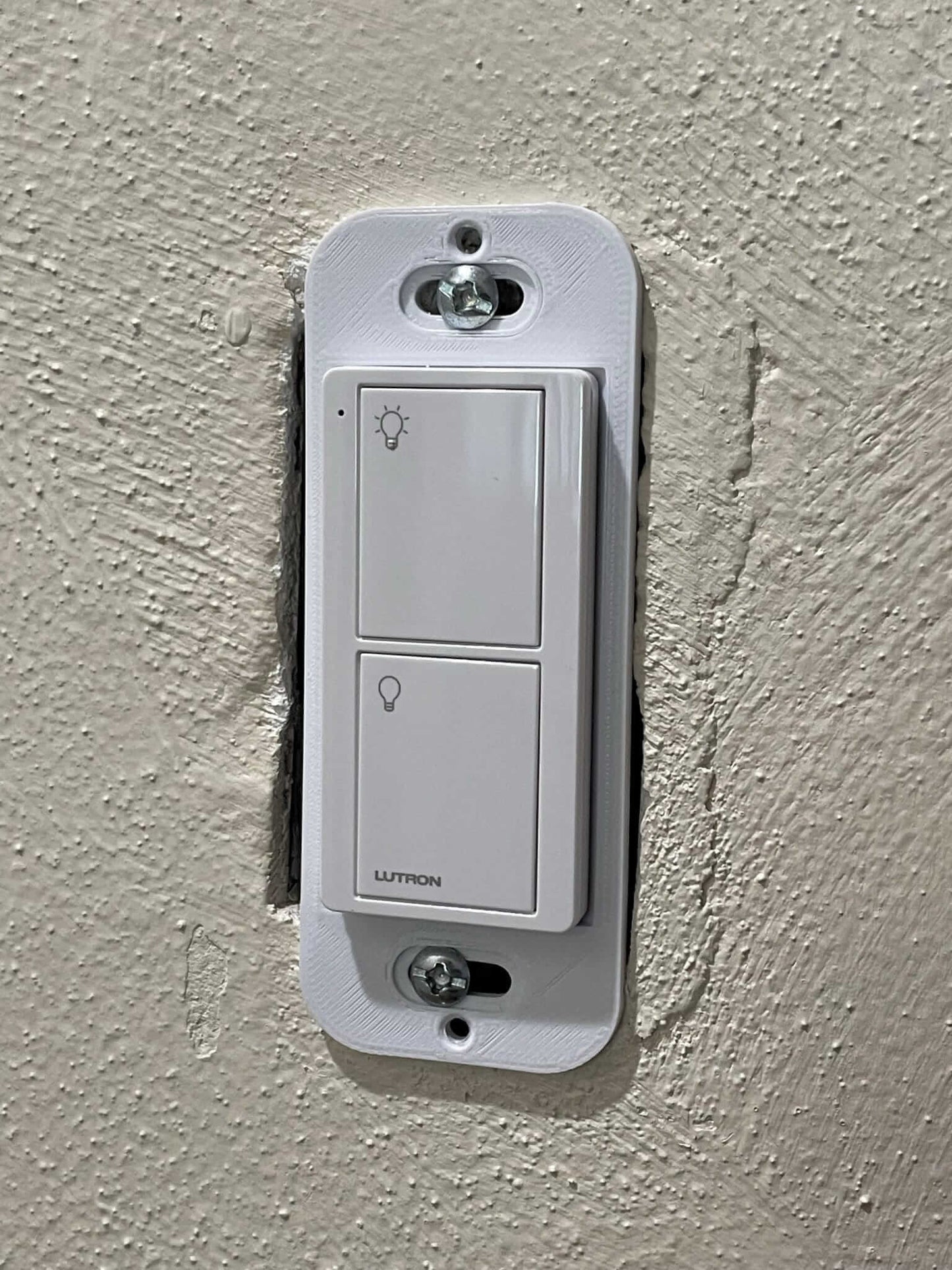 Wallplate Bracket for Lutron Caseta Wireless Pico Remote
