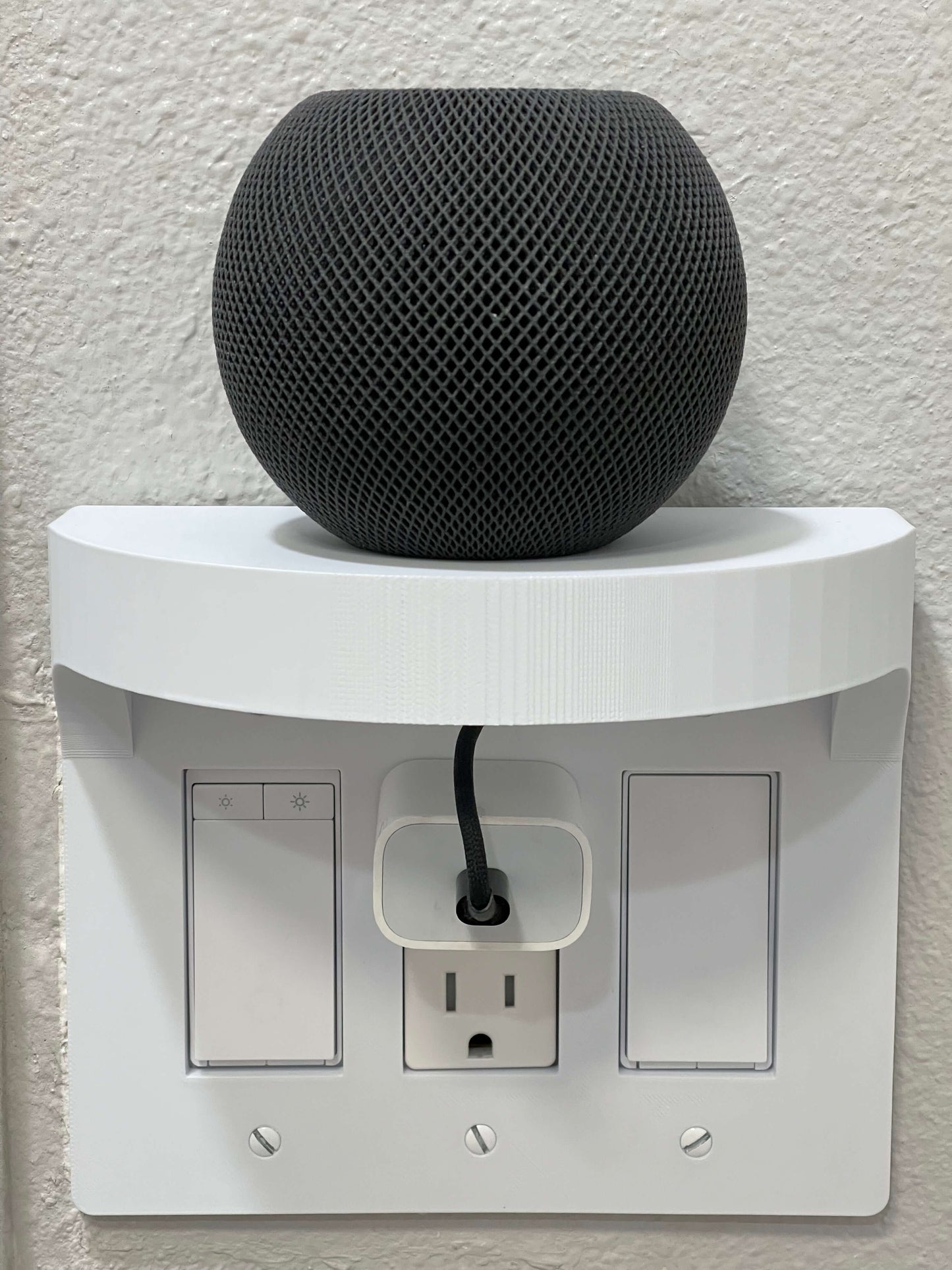 Apple HomePod Mini 3-Gang Outlet Shelf